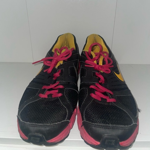 Black and pink Nike shoes Nike sneakers running sneakers - Picture 2 of 7